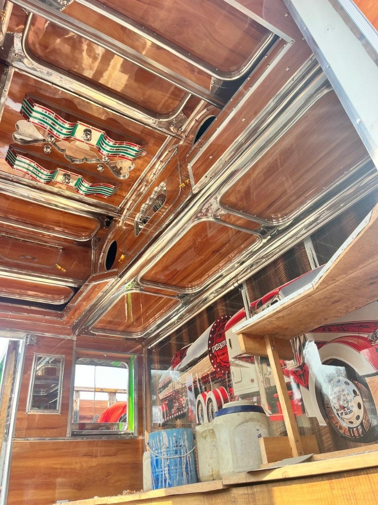 Closed truck body interior finish